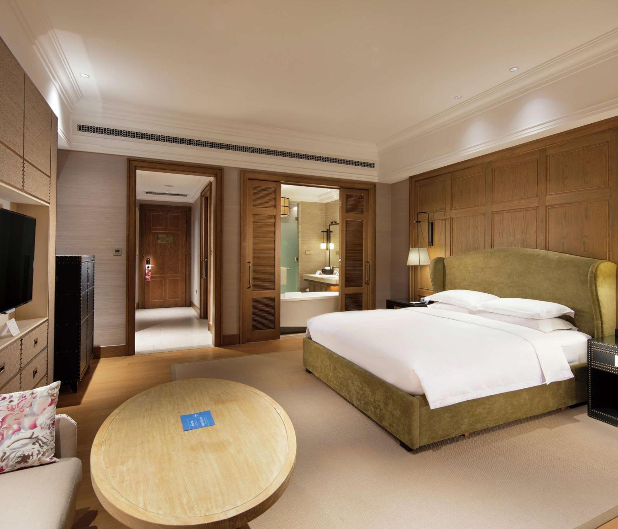 Отель Hilton Wenan Langfang Экстерьер фото