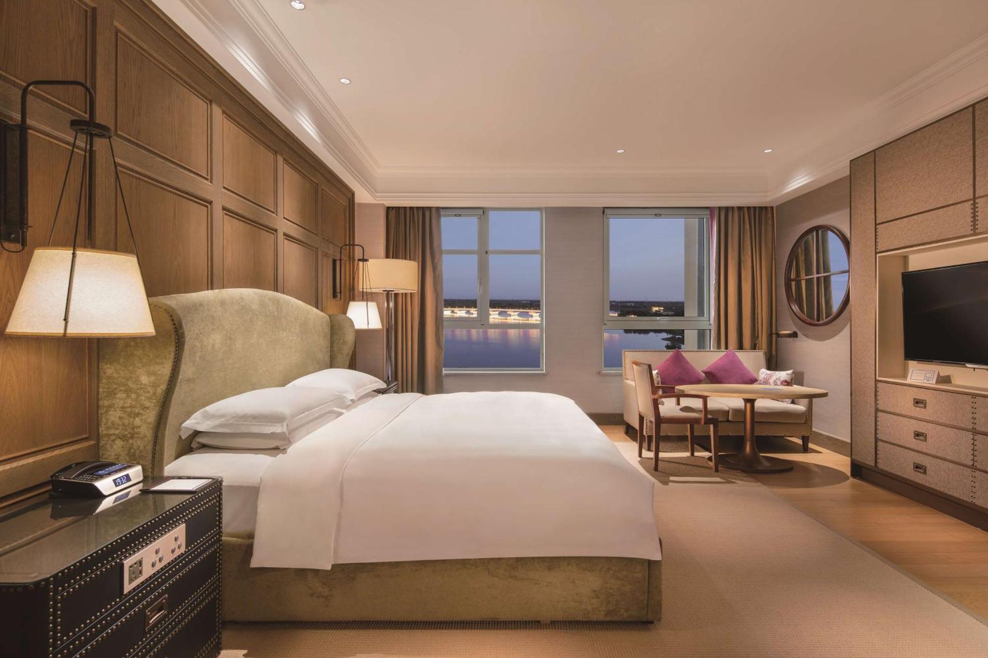 Отель Hilton Wenan Langfang Экстерьер фото
