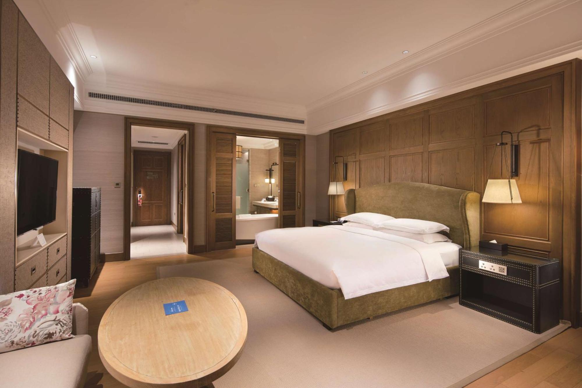 Отель Hilton Wenan Langfang Экстерьер фото
